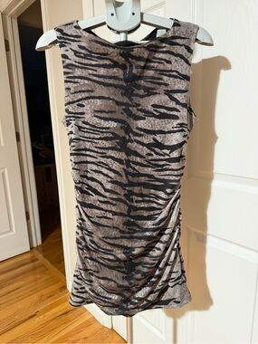 Sleeveless Zebra-Print Ruched Side Top - Taupe & Black
